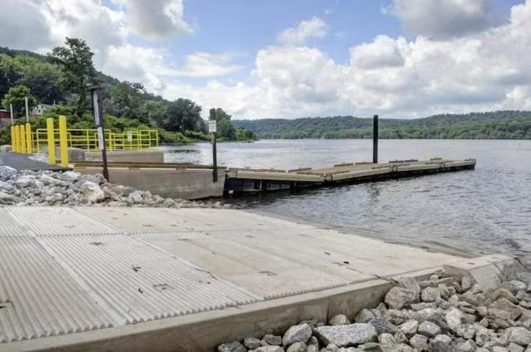 Appartement 5 Bd W Hottub - Mins To Hunting Hiking & Fishing à New Providence Extérieur photo