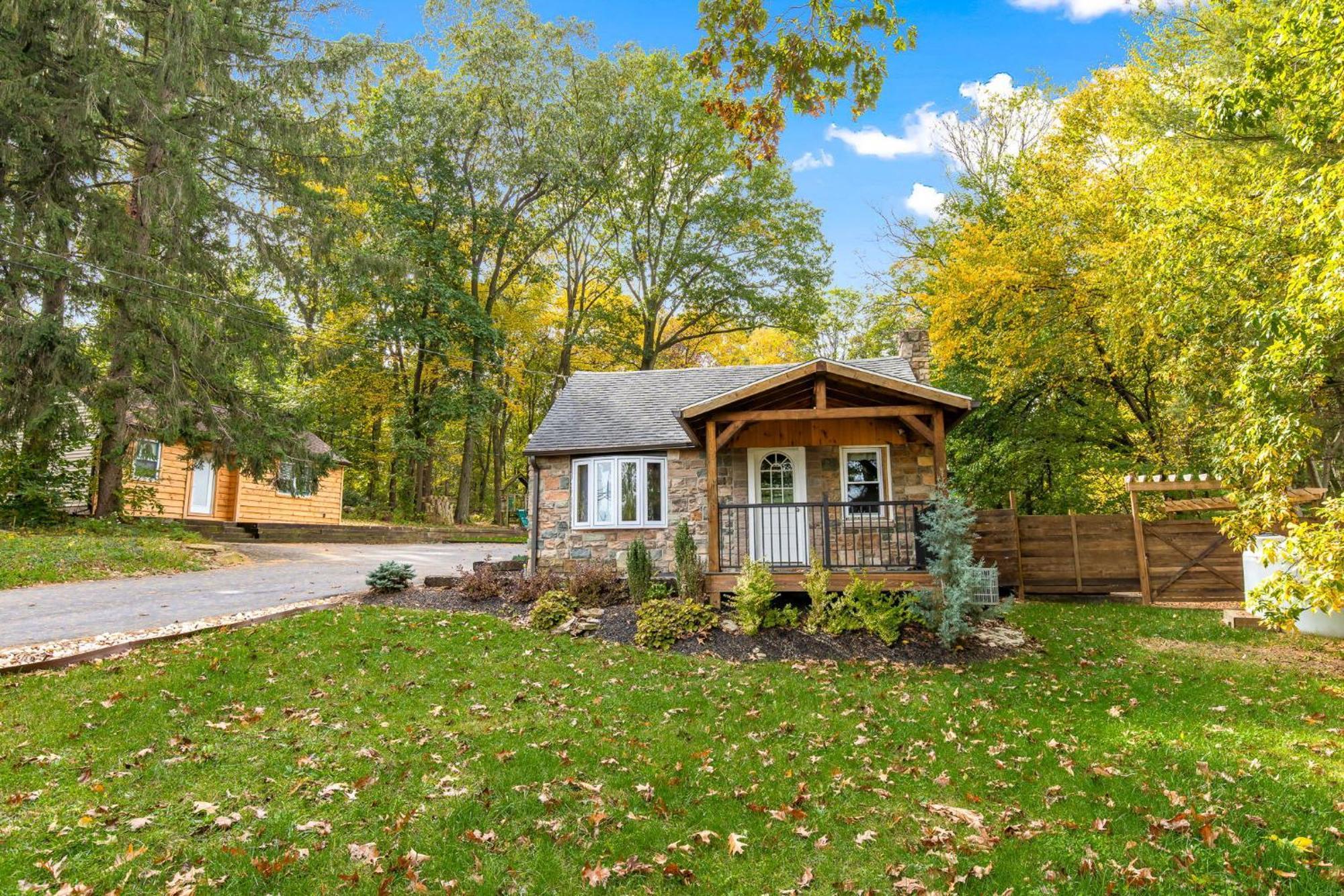 Appartement 5 Bd W Hottub - Mins To Hunting Hiking & Fishing à New Providence Extérieur photo
