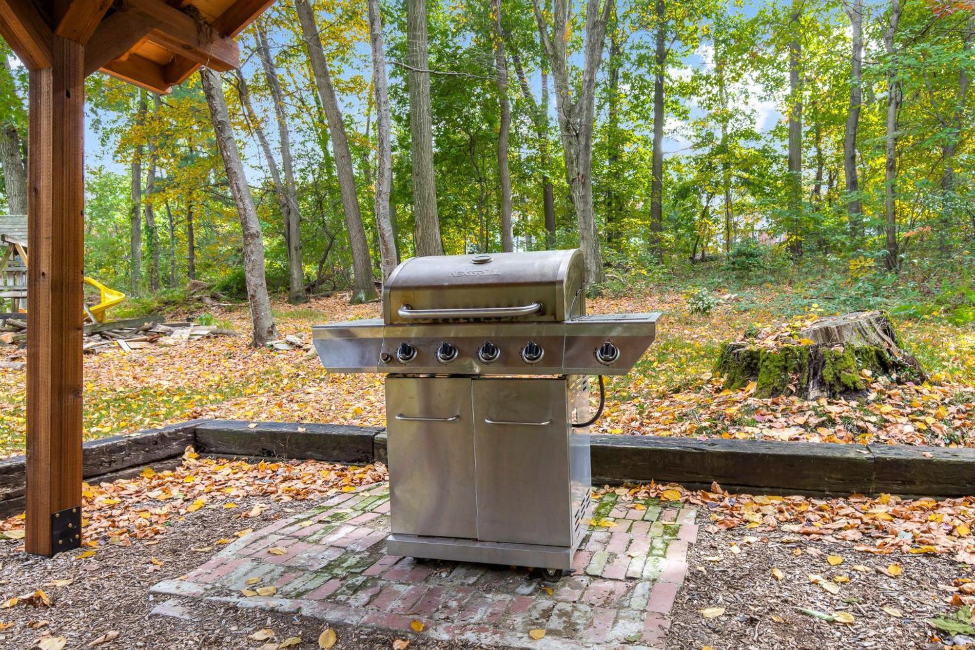 Appartement 5 Bd W Hottub - Mins To Hunting Hiking & Fishing à New Providence Extérieur photo